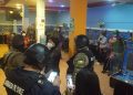 Detienen a 16 personas en casino de juegos clandestino funcionando en plena cuarentena en Valparaíso