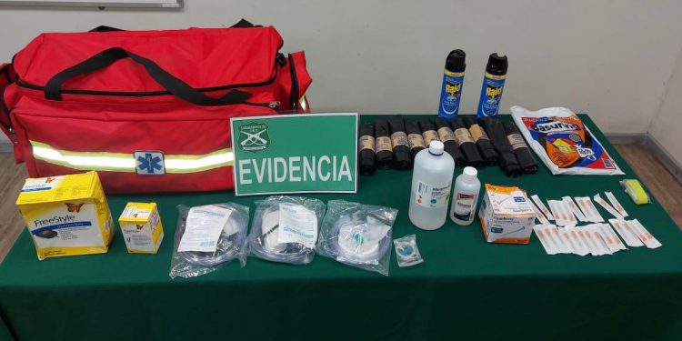 En La Calera detienen a dos sujetos con prontuario policial y orden vigente