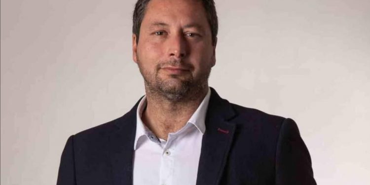 Viña del Mar: candidato a concejal Rodrigo Kaplan plantea estrategia para revitalizar el turismo