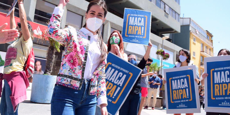 Viña del Mar: acusan a candidata Macarena Ripamonti de hacer «turismo político»