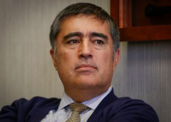 Mario Desbordes competirá para recuperar la presidencia de RN un mes antes de la primaria