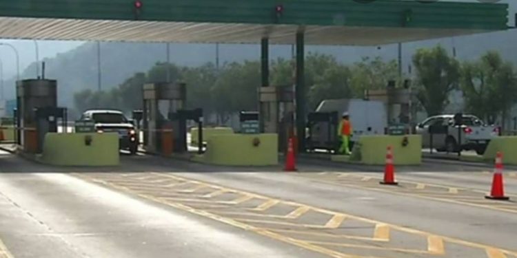 En peaje El Melón detienen a sujeto que ingresó de manera ilegal al país con $104 millones en droga