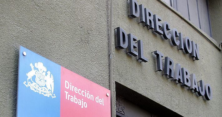 Ofician a Dirección del Trabajo por rebaja unilateral de horas a profesora de San Felipe a punto de jubilarse