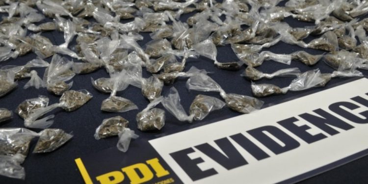 En Catemu detienen a mujer que usaba su hogar para vender droga