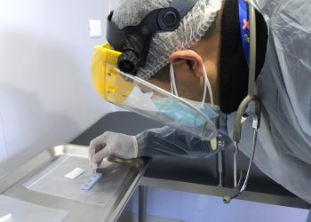 Cesfam Hijuelas realiza examen que detecta COVID positivo en 30 minutos