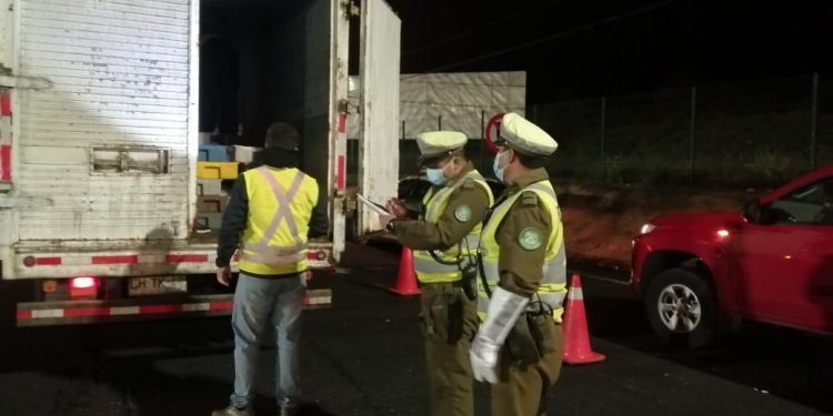 Más de 7 toneladas de merluza común de procedencia ilegal fueron incautadas en operativos carreteros en el sector sur de la Región de Valparaíso