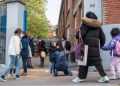Gobierno de Francia vetó el lenguaje inclusivo en la educación: argumentan que «obstaculiza la comprensión»
