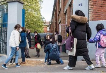 Gobierno de Francia vetó el lenguaje inclusivo en la educación: argumentan que «obstaculiza la comprensión»