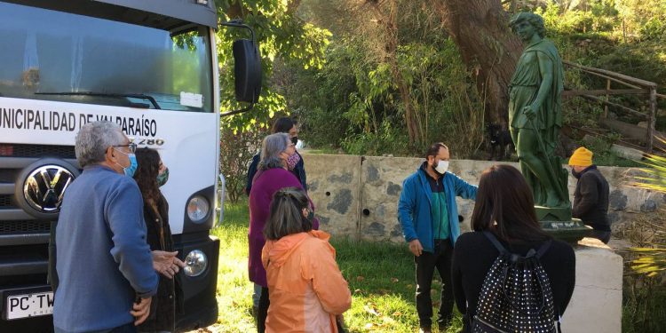 Valparaíso: playanchinos buscan regresar icónica estatua “El Verano” a la Plaza Wadingtton