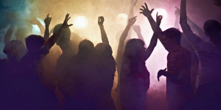 Fiesta clandestina en Villa Alemana deja siete detenidos