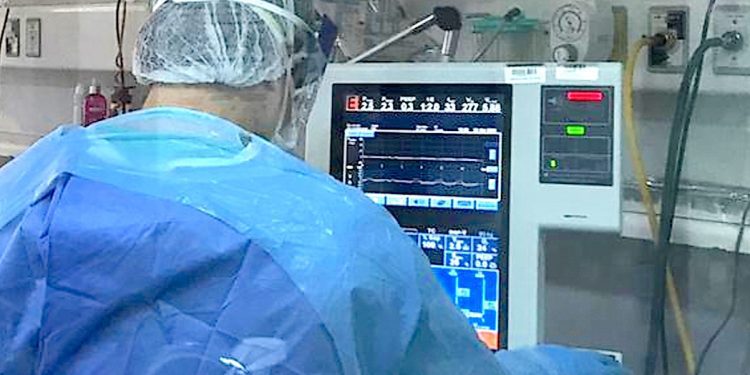 Profesionales de la primera línea de salud en Valparaíso y Viña del Mar accederán a talleres impartidos por la UPLA