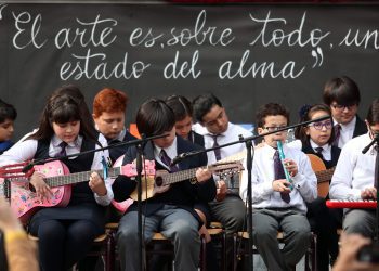 Invitan a postular al Fondo de Fomento del Arte en la Educación (FAE) 2022