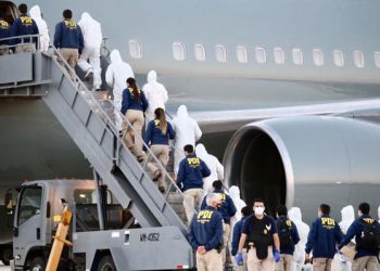 Senadora Allende y expulsión de migrantes: «Lo único que exigimos al Gobierno es cumplir con las normas básicas del debido proceso y ajustarse a derecho»