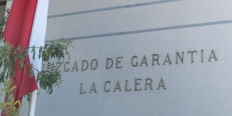 Hombre quedó en prisión preventiva por femicidio frustrado tras apuñalar a su pareja en La Calera