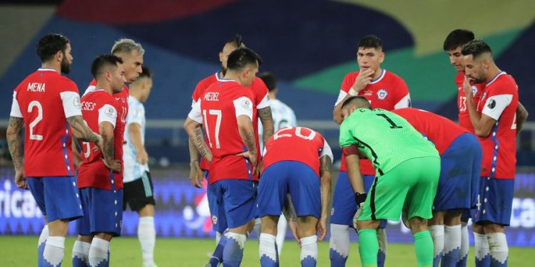 Copa América: aseguran que la Roja no usará la marca en su camiseta ante Bolivia por lío judicial
