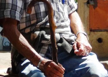 El Quisco: detienen a sujeto por golpear a su padre de 84 años y destrozar su vivienda