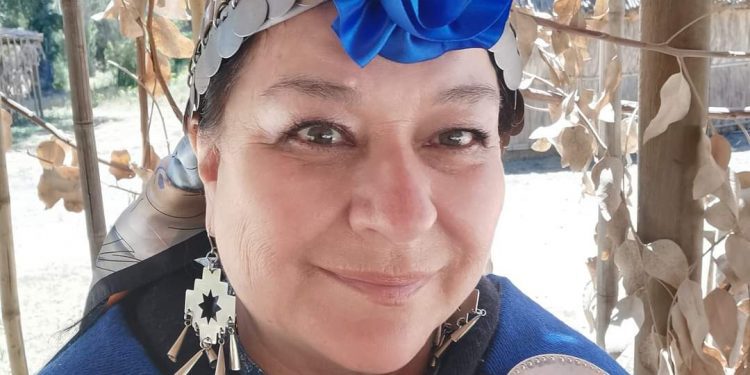 Lo que hay, lo que viene y lo que falta: la lucha de la líder mapuche regional para visibilizar a los pueblos originarios