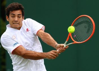 Cristian Garín no pudo ante el poderío de Novak Djokovic y se despidió en octavos de Wimbledon