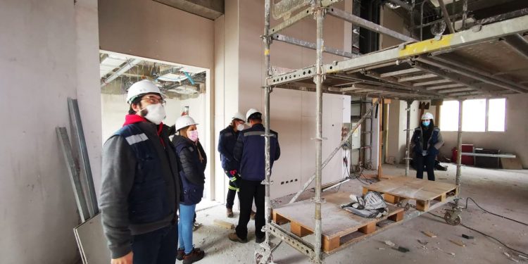 Casablanca: equipo directivo y dirigentes gremiales del Hospital San José inician etapa de visitas a las obras del futuro establecimiento