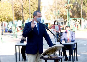 Con cinco días de retraso este viernes juró el nuevo alcalde de Quillota