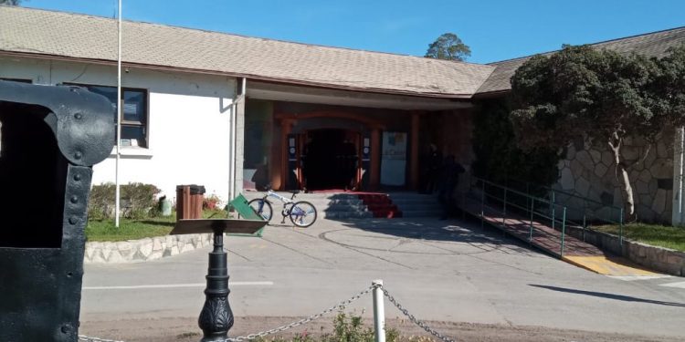 Sueldos injustificados y funcionarios «fantasmas» en municipio son denunciados por el nuevo alcalde de La Calera