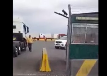 San Antonio: camioneros bloquearon la entrada al puerto por demoras y presuntos maltratos
