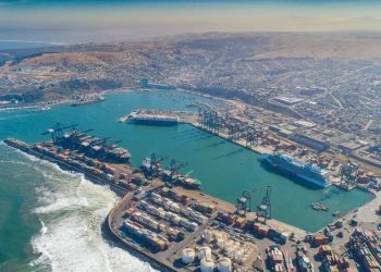 San Antonio: portuarios piden que autoridades se cuadren con Puerto Exterior