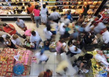 Confianza de los consumidores chilenos llega a su nivel más alto desde diciembre del año 2019 según Ipsos