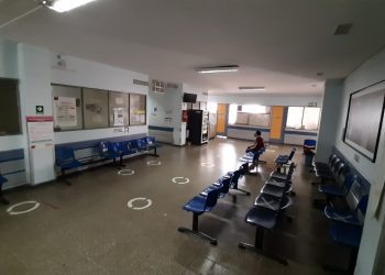 En el Hospital Claudio Vicuña de San Antonio incentivan el uso del teléfono y el correo electrónico para evitar la pérdida de horas médicas