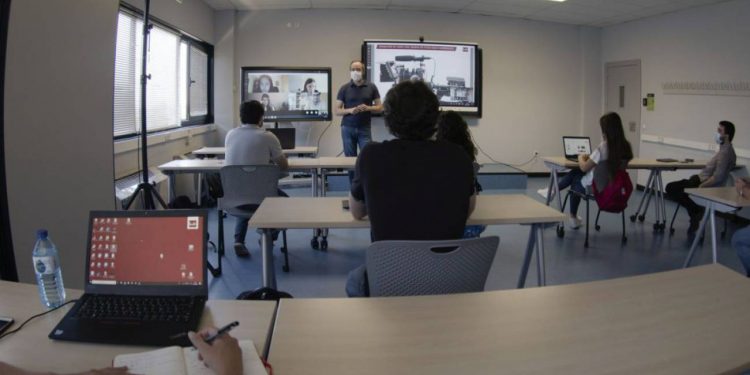 Columna de opinión / Educación híbrida, docencia y desafíos del futuro