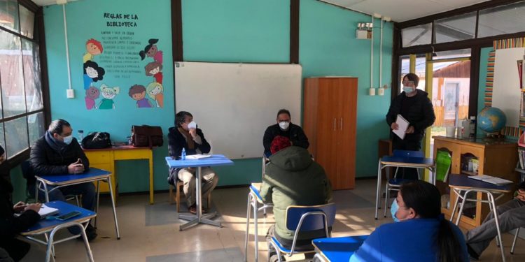 Alcalde de Cabildo se reunió con escuelas rurales unidocentes y comprometió apoyo para mejorar los procesos educativos en la comuna