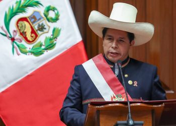 Críticas y confrontación marcan los primeros días de la «era Castillo» en la Presidencia de Perú