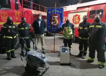 San Felipe: Bomberos de Curimón refuerzan su seguridad y limpieza de sus vehículos con apoyo de Esval