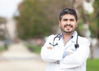 Sobre eventual antigua militancia del Dr. Tomás Lagomarsino en la UDI: nota aclaratoria