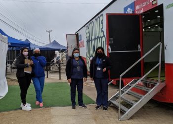 Vacunatorio móvil del Minsal atenderá hasta el miércoles en terrenos del Hospital Adriana Cousiño de Quintero