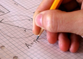 «IsometricQuiz»: la aplicación creada por estudiantes de la UPLA para facilitar el aprendizaje de la geometría