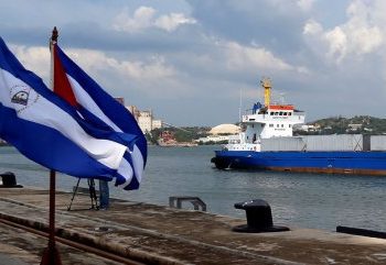 Cuba recibe cargamento de ayuda humanitaria desde Nicaragua