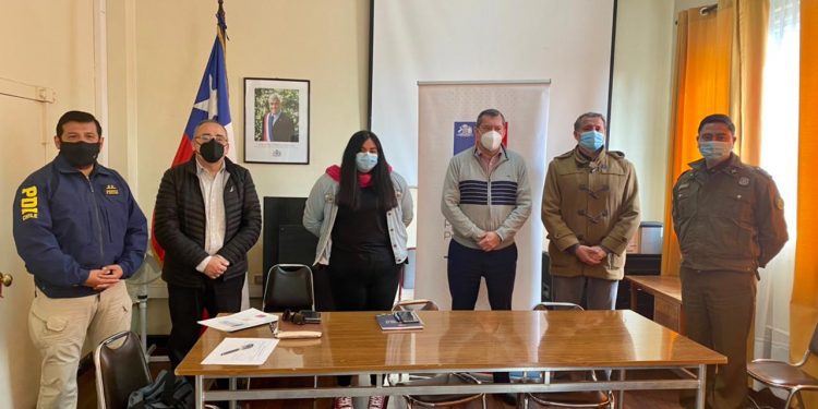 Quillota: Delegación, municipio, Carabineros y PDI realizaron reunión de Seguridad Pública con el comercio local