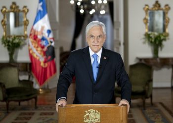 Congreso reacciona al recorte de más de 22% del gasto público tras anuncio de Presupuesto 2022