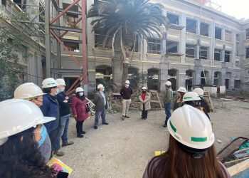 Comunidad educativa de la Escuela Ramón Barros Luco de Valparaíso recibe con esperanza aprobación de financiamiento para su reparación