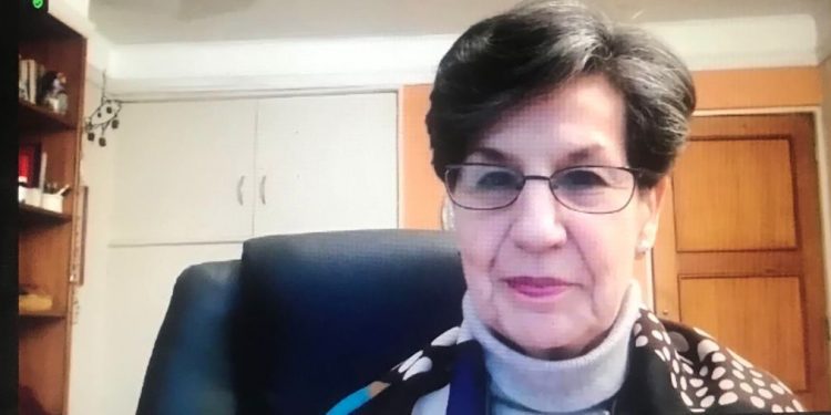 Senadora Allende anuncia que se solicitó al subsecretario Galli que agilice los pagos de subsidios de personas damnificadas por incendios