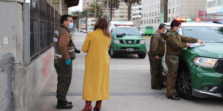Robo en metro Bellavista de Valparaíso a plena luz del día deja un herido a bala