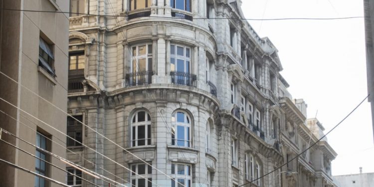 En su última etapa de restauración está el edificio de la ex Bolsa de Valores de Valparaíso