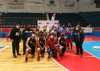 Sportiva Italiana en varones y Team UNAB en damas se quedaron con el básquetbol 3×3 en Valparaíso