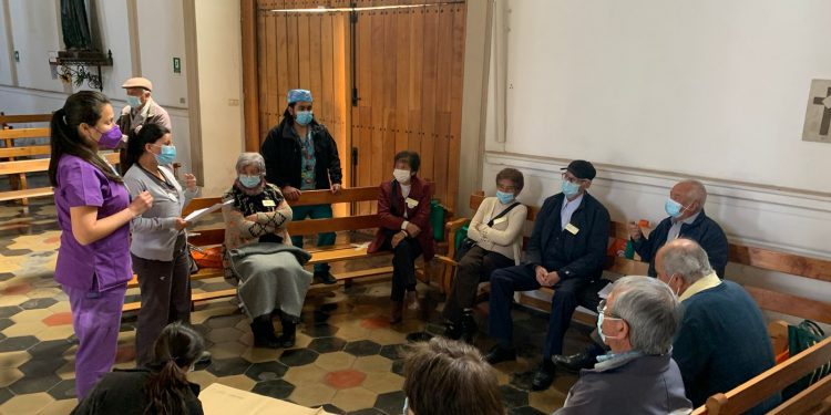 Cesfam Segismundo Iturra de San Felipe realiza Diagnóstico Participativo con dirigentes vecinales
