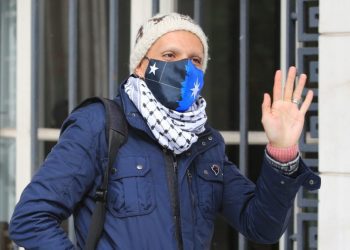 Convención Constitucional aprueba enmienda para permitir renuncia de Rodrigo Rojas Vade