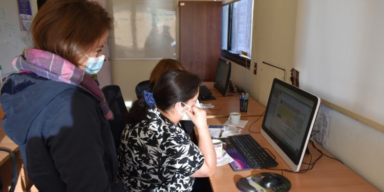 En San Antonio funcionarios del Hospital Claudio Vicuña se preparan en el manejo de nuevas tecnologías que contemplará el futuro establecimiento