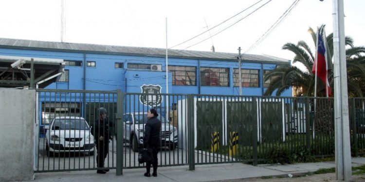 Con graves quemaduras queda interna tras prenderse fuego en la cárcel de Quillota