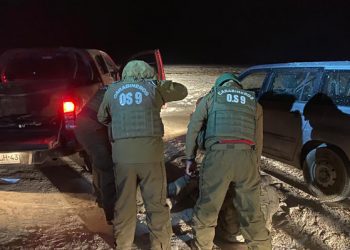 Gobierno de Bolivia asegura que militares detenidos en Chile realizaban un operativo por contrabando de vehículos