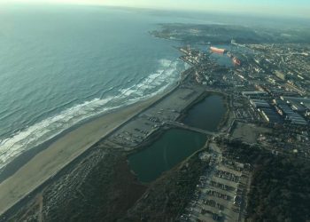 Senadora Isabel Allende destaca que la opción de Puerto San Antonio de proteger el humedal Ojos de Mar «va en la línea correcta”